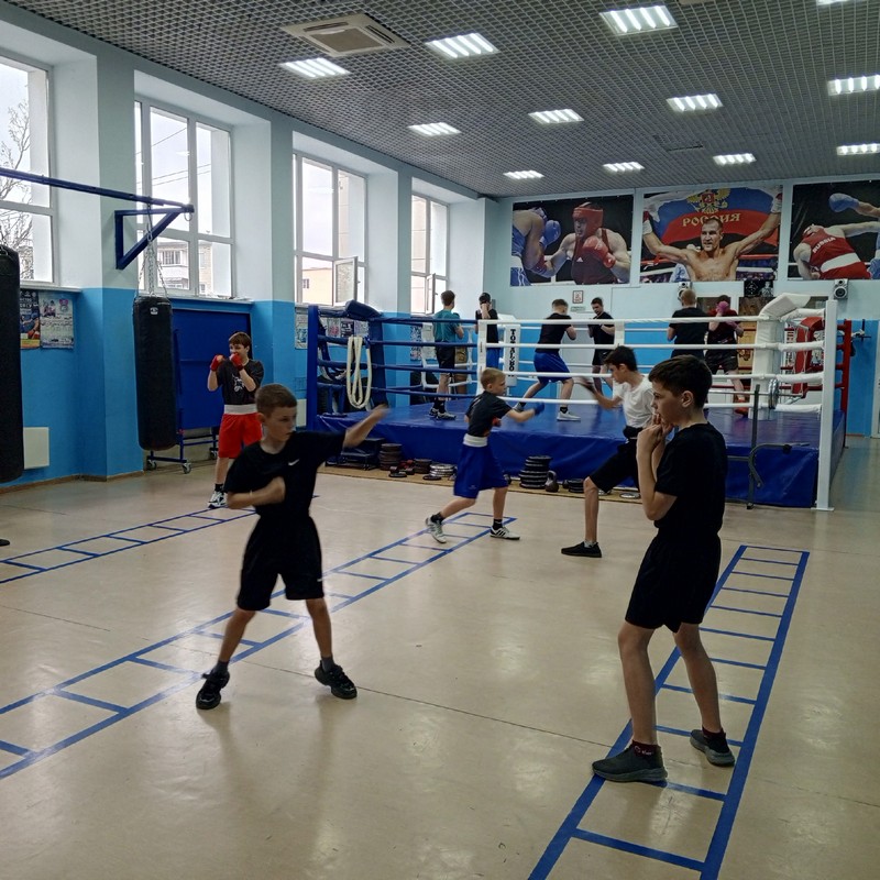 Тренировочные будни Жигулёвских боксёров