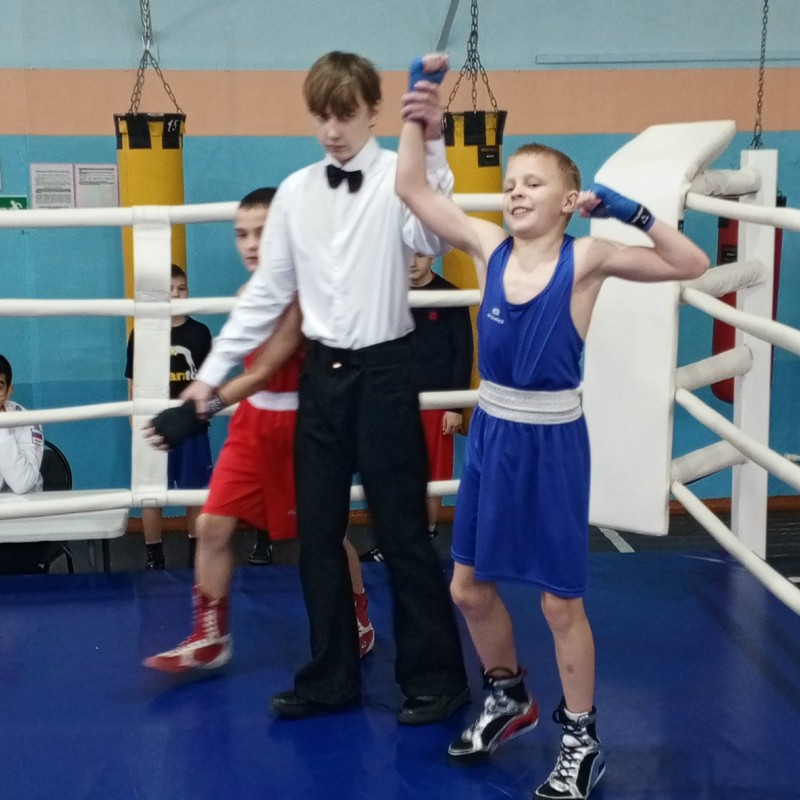 Nурнир по боксу на призы Деда Мороза